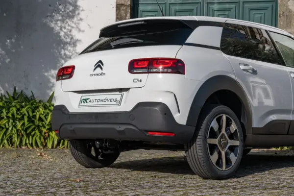 Citroen C4 Cactus 1.2 PureTech Shine 16