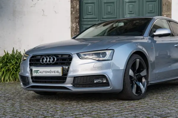Audi A5 2.0 TDI Multitronic S-Line 2