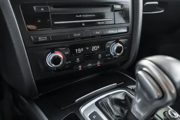 Audi A5 2.0 TDI Multitronic S-Line 39
