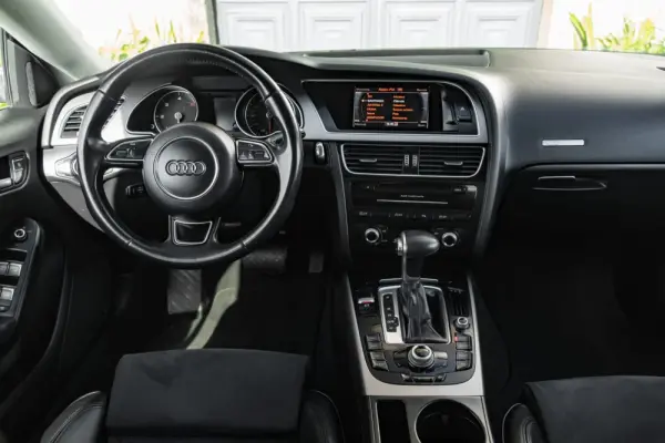 Audi A5 2.0 TDI Multitronic S-Line 42