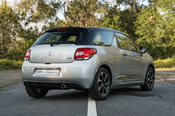 DS DS3 1.2 PureTech Chic 16