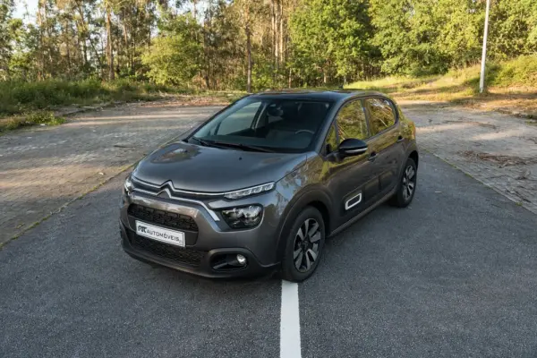 Citroen C3 1.2 PureTech Shine Pack 2