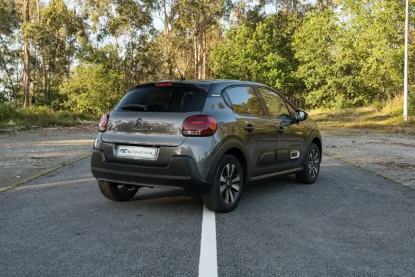Citroen C3 1.2 PureTech Shine Pack 13