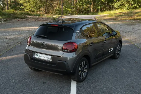 Citroen C3 1.2 PureTech Shine Pack 14