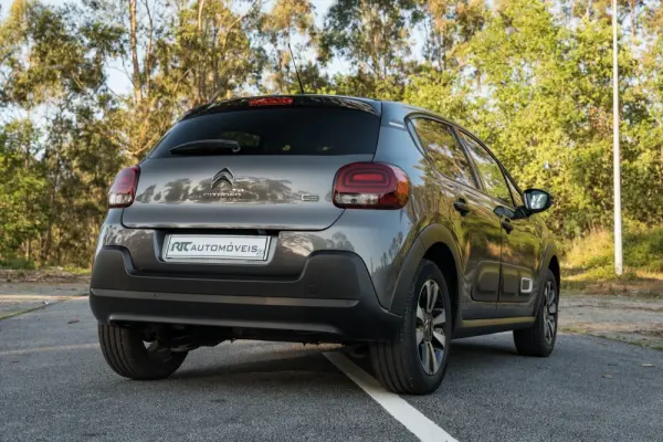 Citroen C3 1.2 PureTech Shine Pack 17
