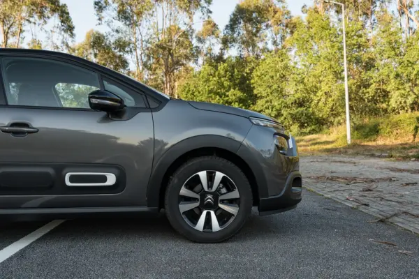 Citroen C3 1.2 PureTech Shine Pack 21