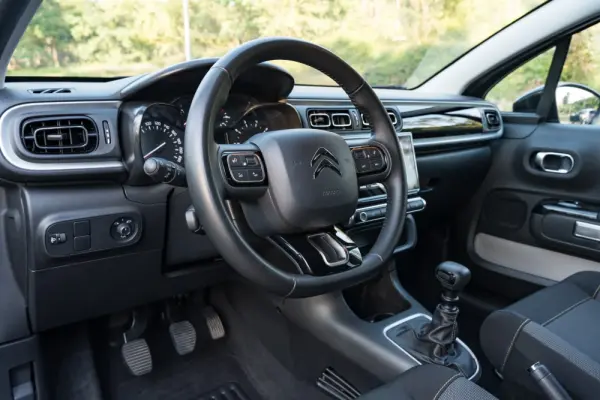 Citroen C3 1.2 PureTech Shine Pack 35