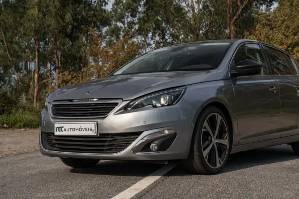 Peugeot 308 1.2 PureTech Allure 5