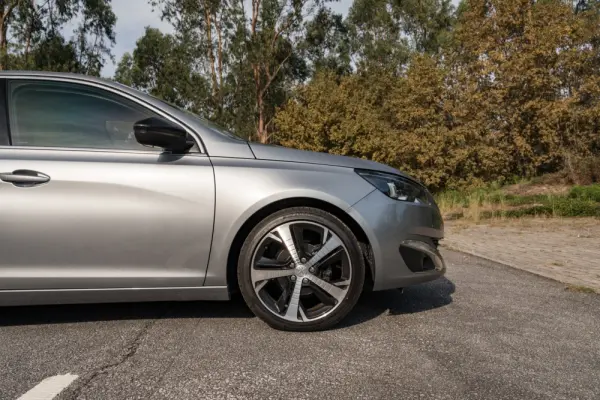 Peugeot 308 1.2 PureTech Allure 21