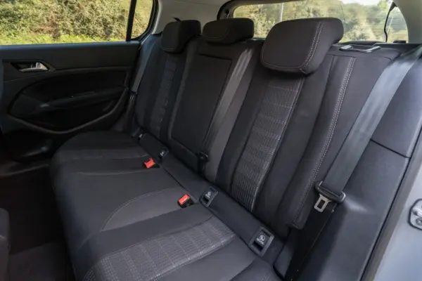 Peugeot 308 1.2 PureTech Allure 31