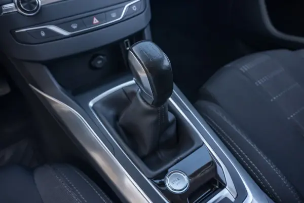 Peugeot 308 1.2 PureTech Allure 42
