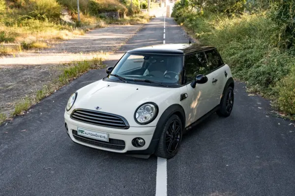 MINI 3 Portas Cooper D 3