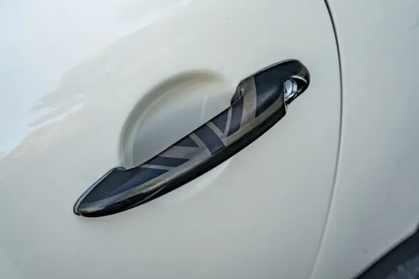 MINI 3 Portas Cooper D 25