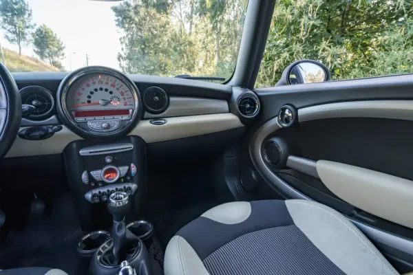 MINI 3 Portas Cooper D 34