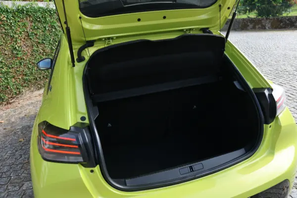 Peugeot e-208 50 kWh Style 15