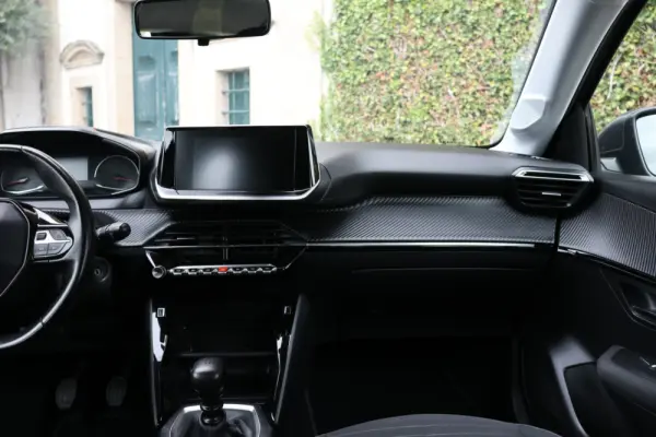 Peugeot 208 1.2 PureTech Allure 28