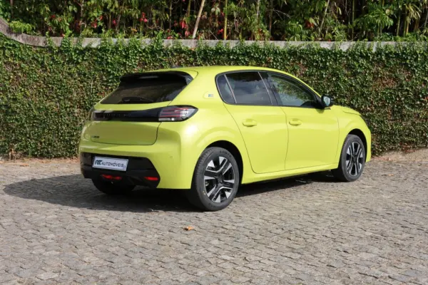 Peugeot e-208 50 kWh Style 10