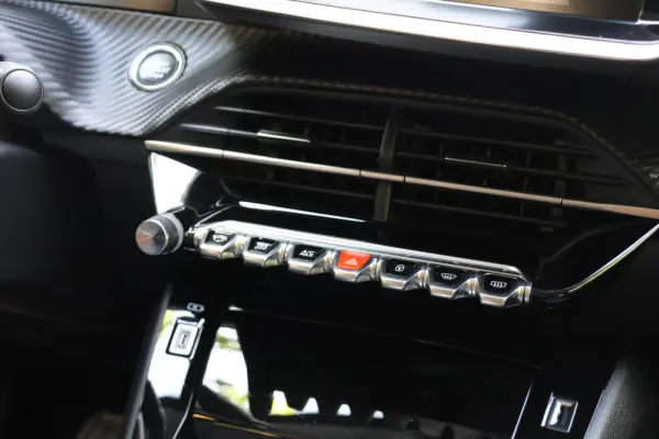 Peugeot e-208 50 kWh Style 27