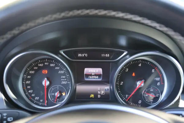 Mercedes-Benz GLA 180 d Urban Aut. 28