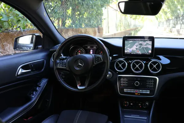 Mercedes-Benz GLA 180 d Urban Aut. 37