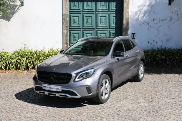 Mercedes-Benz GLA 180 d Urban Aut. 5
