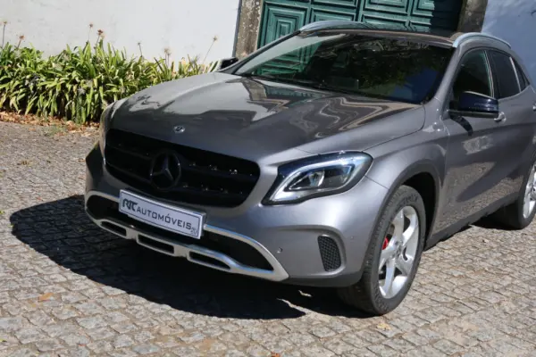 Mercedes-Benz GLA 180 d Urban Aut. 2