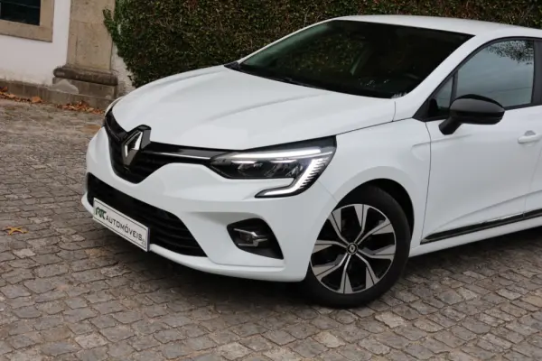 Renault Clio 1.0 TCe Evolution Bi-Fuel 3