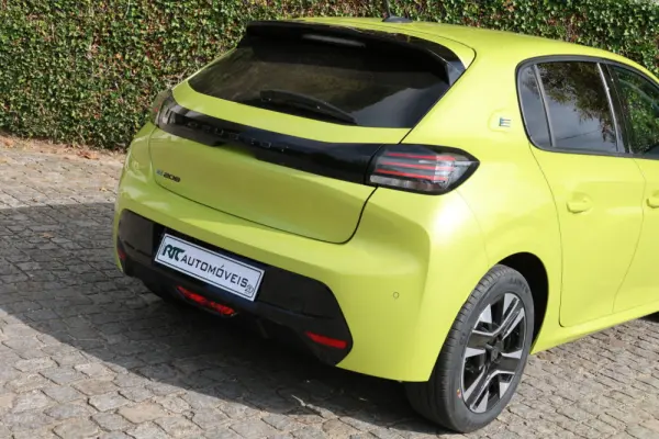 Peugeot e-208 50 kWh Style 11