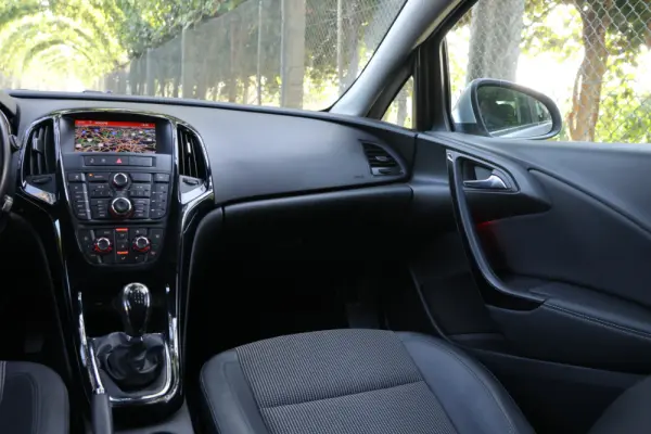 Opel Astra Sports Tourer 1.6 CDTi Cosmo S/S 21