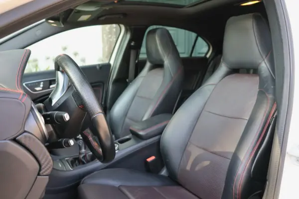 Mercedes-Benz A 180 AMG Line 24