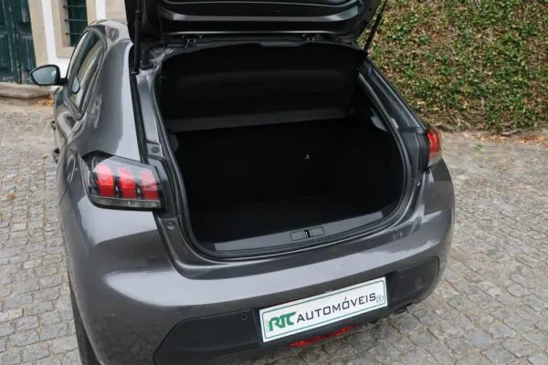 Peugeot 208 1.2 PureTech Allure 14