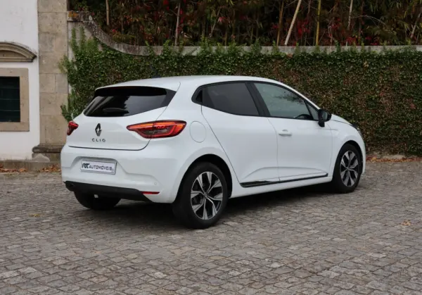Renault Clio 1.0 TCe Evolution Bi-Fuel 11