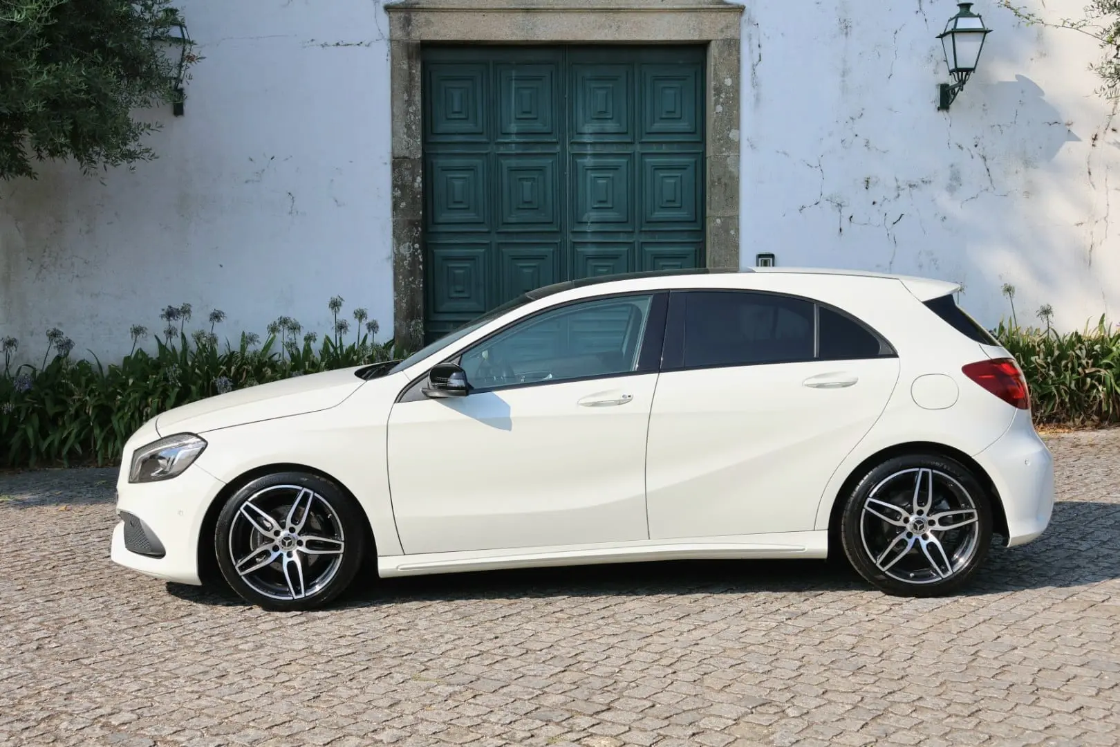Mercedes-Benz A 180 AMG Line 5