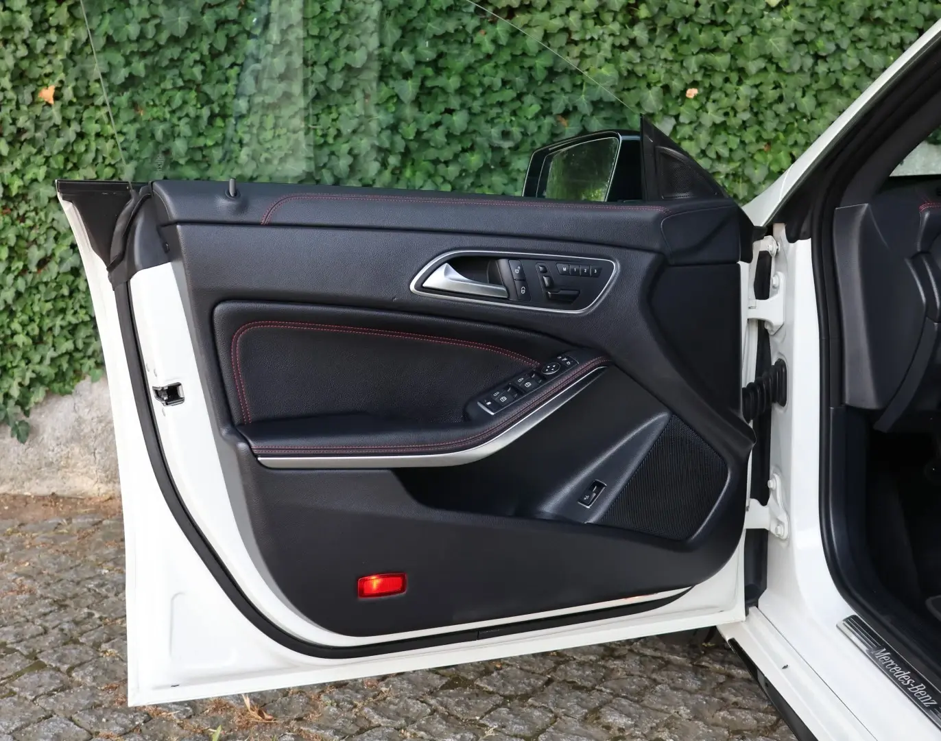 Mercedes-Benz CLA 220 d Shooting Brake AMG Line Aut. 9