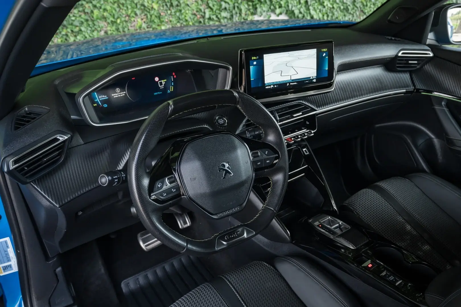 Peugeot e-2008 50 kWh GT 25