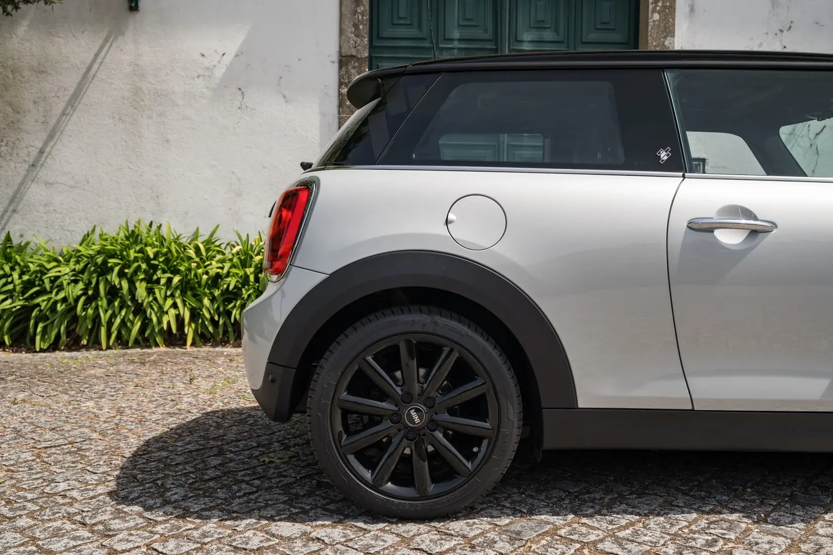 MINI 3 Portas Cooper Auto 17