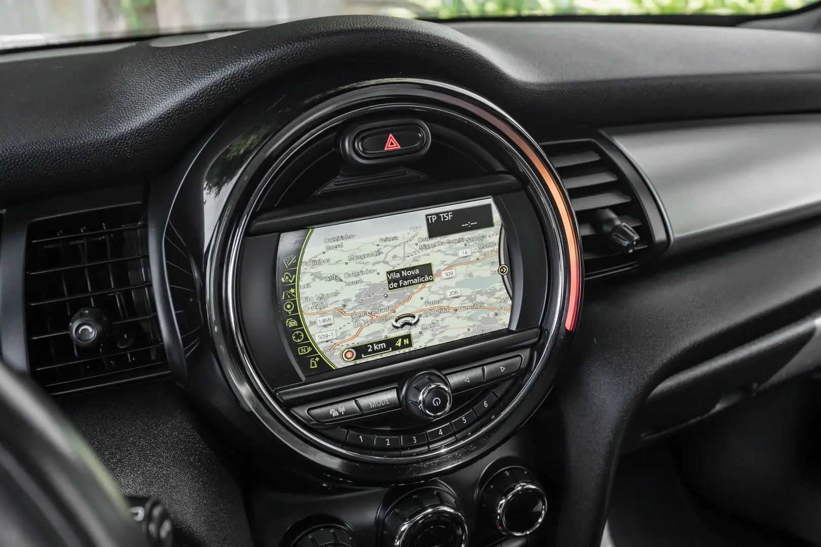 MINI 3 Portas Cooper Auto 37