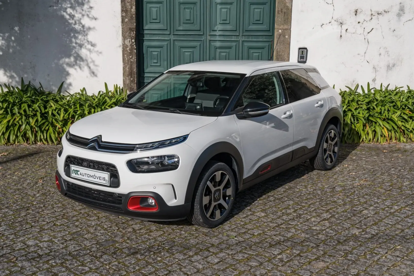 Citroen C4 Cactus 1.2 PureTech Shine 3