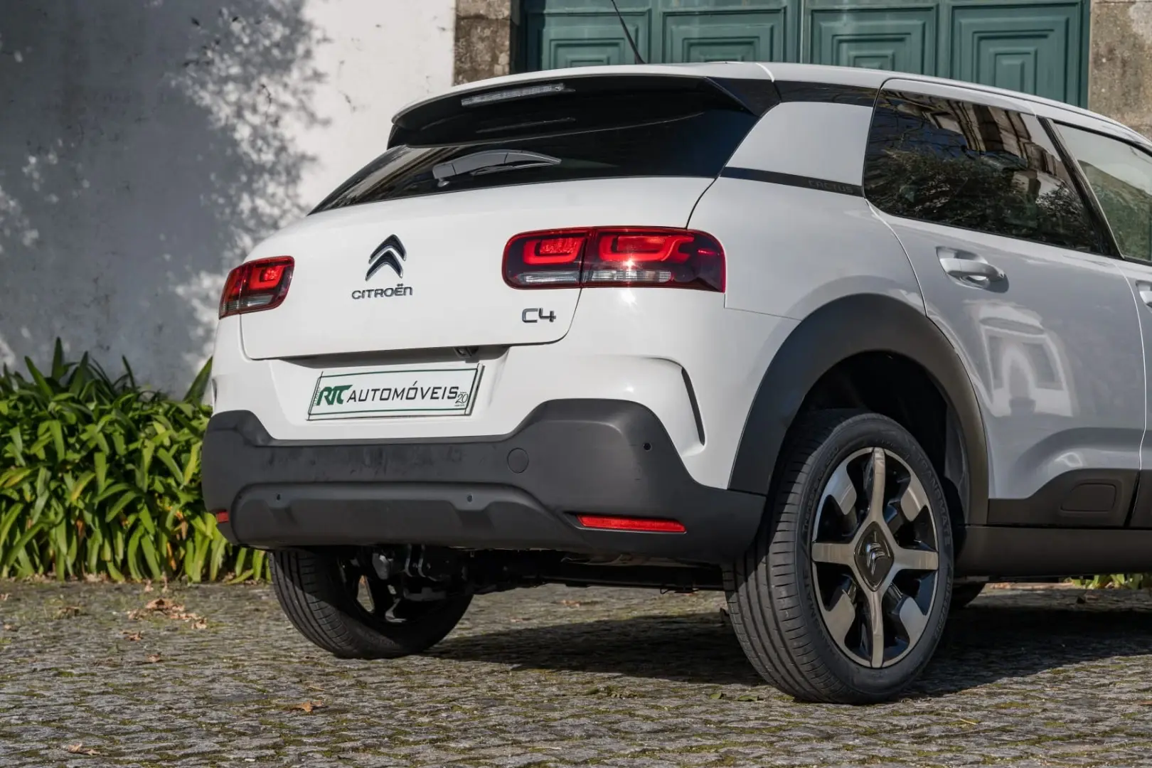 Citroen C4 Cactus 1.2 PureTech Shine 16