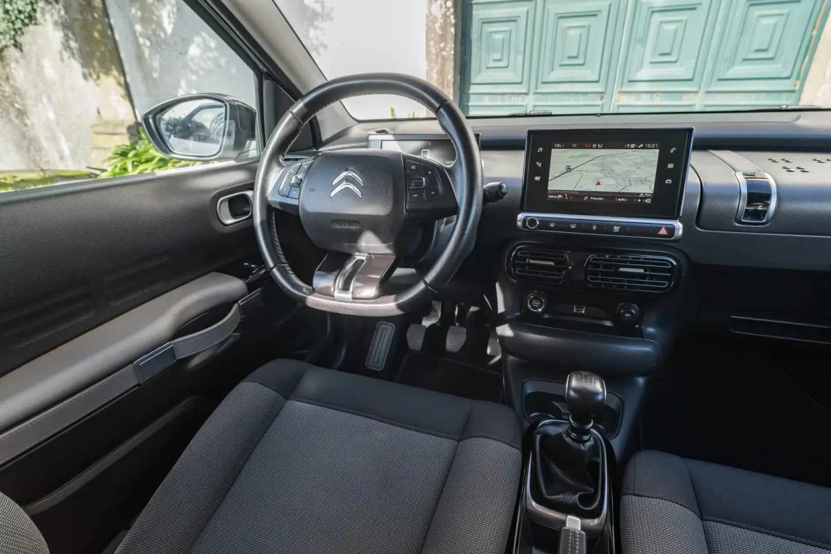 Citroen C4 Cactus 1.2 PureTech Shine 42