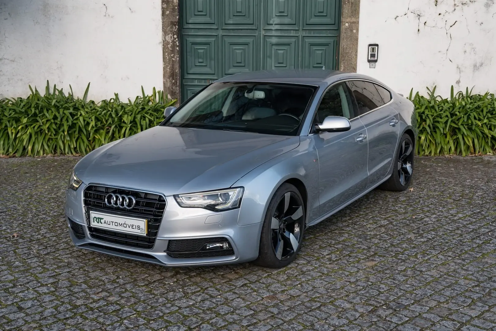 Audi A5 2.0 TDI Multitronic S-Line 5