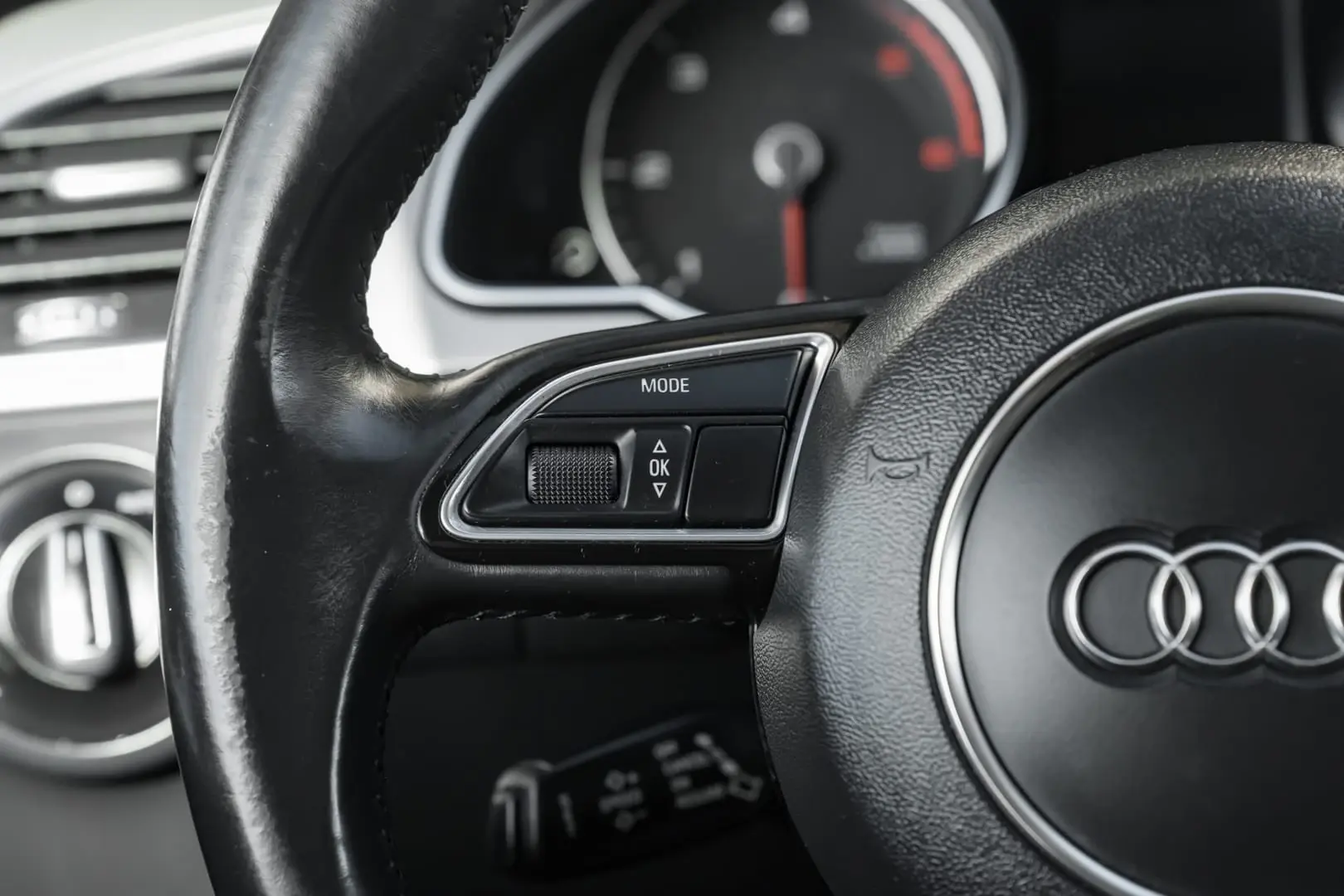 Audi A5 2.0 TDI Multitronic S-Line 34