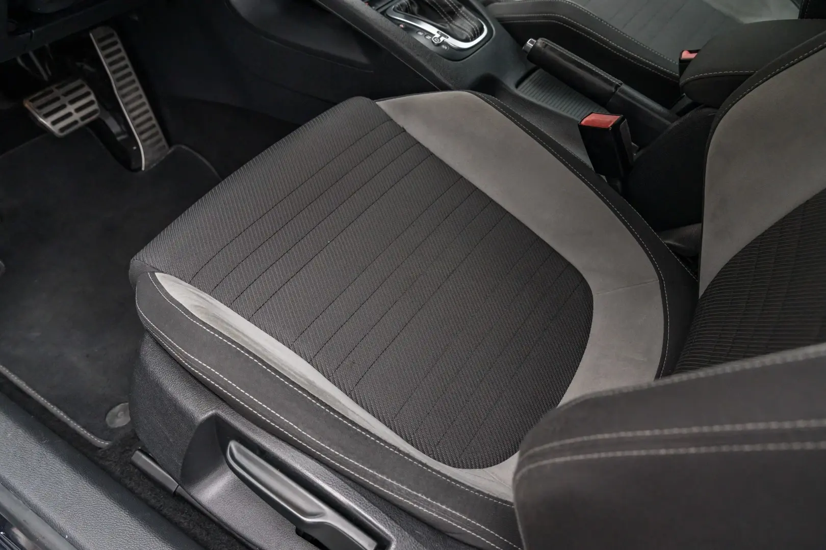 Volkswagen Scirocco 2.0 TSI R-Line 31