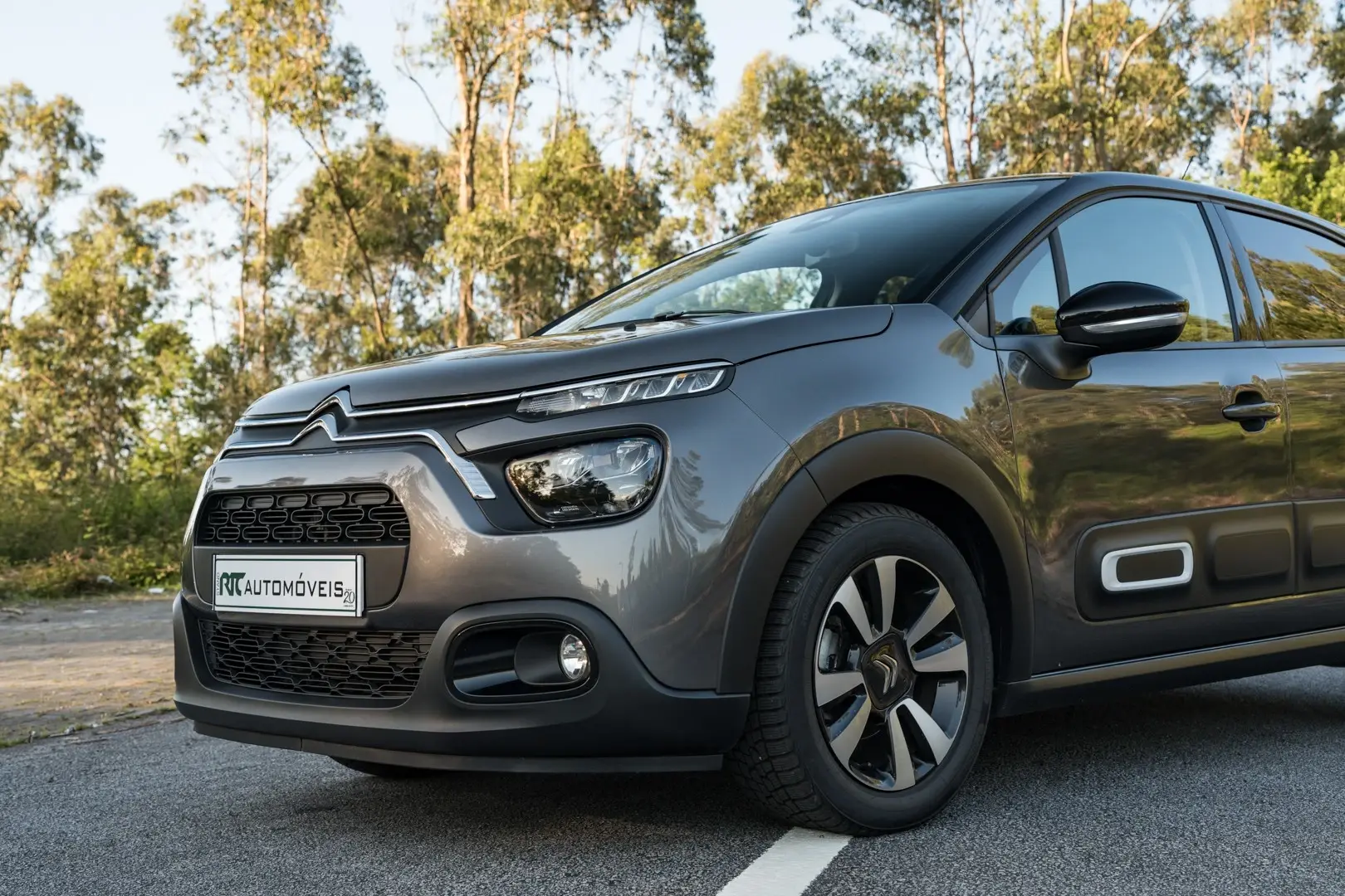 Citroen C3 1.2 PureTech Shine Pack 4