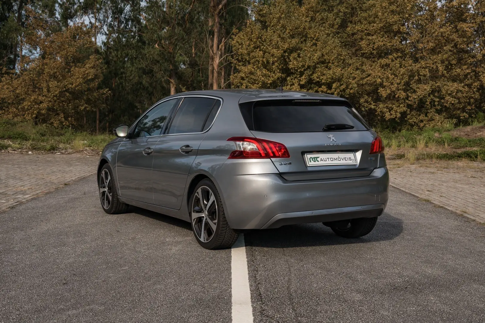 Peugeot 308 1.2 PureTech Allure 11