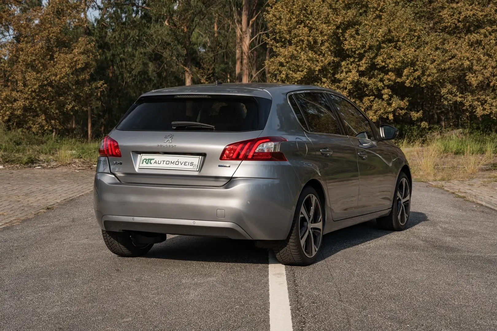 Peugeot 308 1.2 PureTech Allure 13