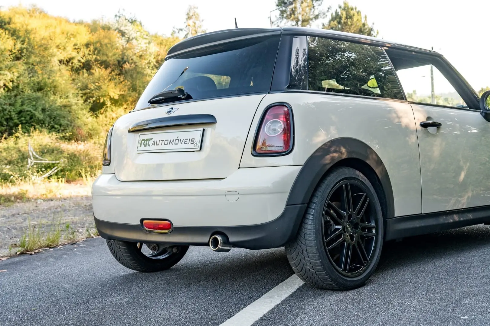 MINI 3 Portas Cooper D 16