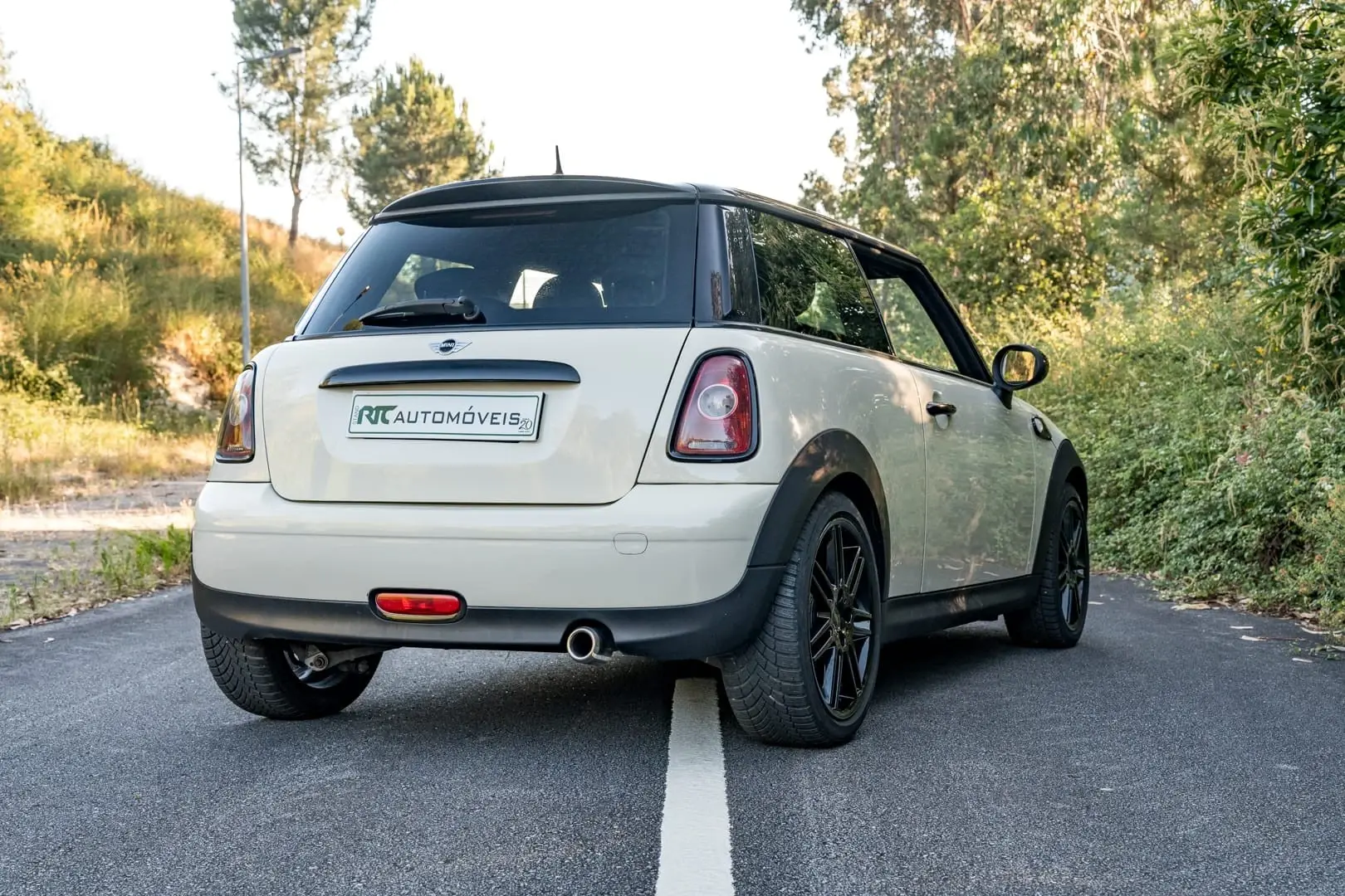 MINI 3 Portas Cooper D 18
