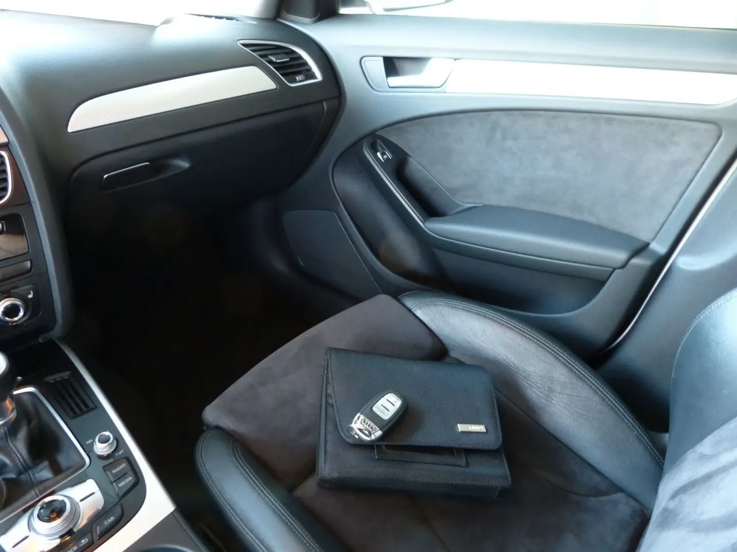 Audi A4 2.0 TDI Business Line Sport 13