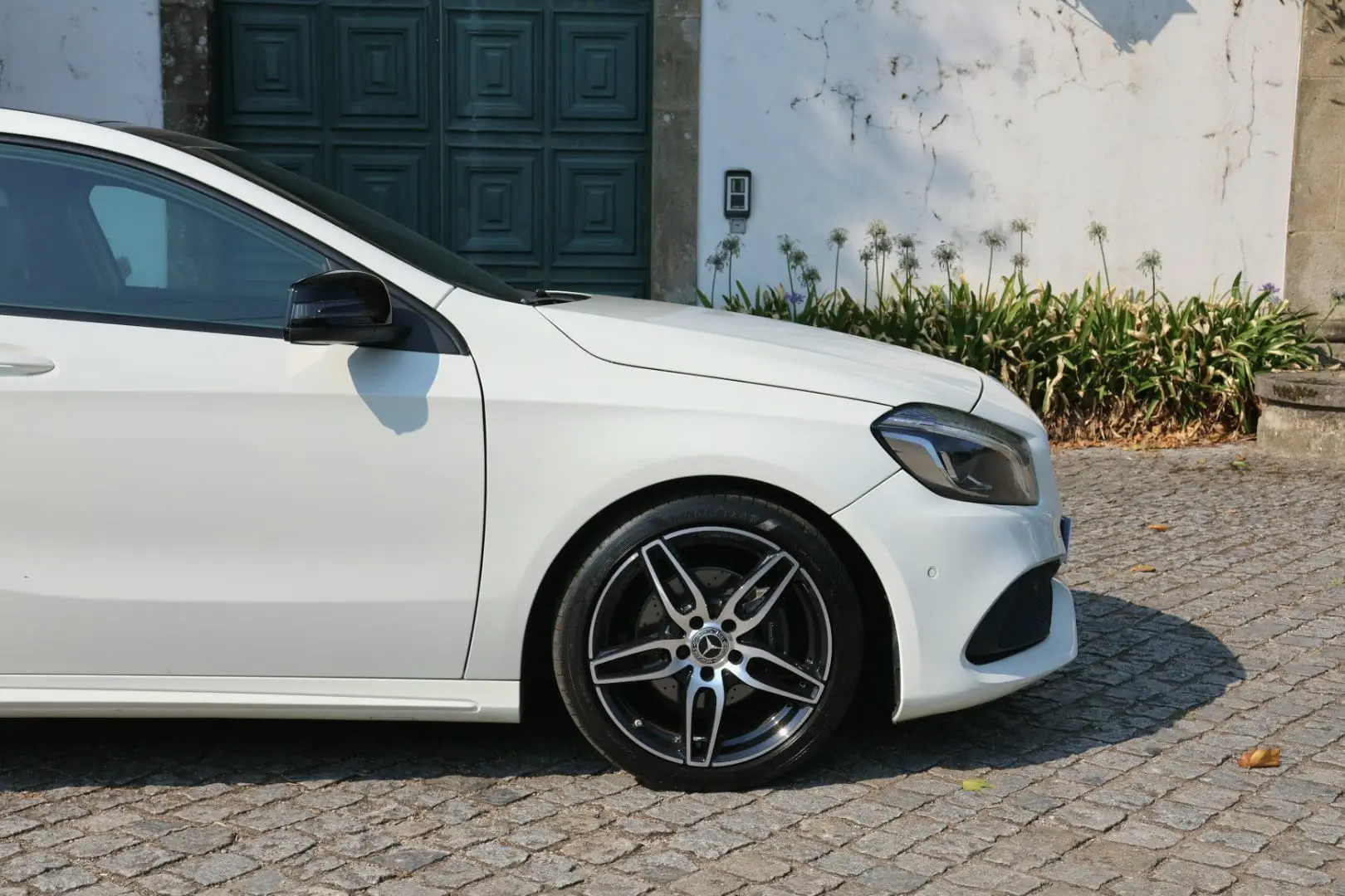 Mercedes-Benz A 180 AMG Line 16